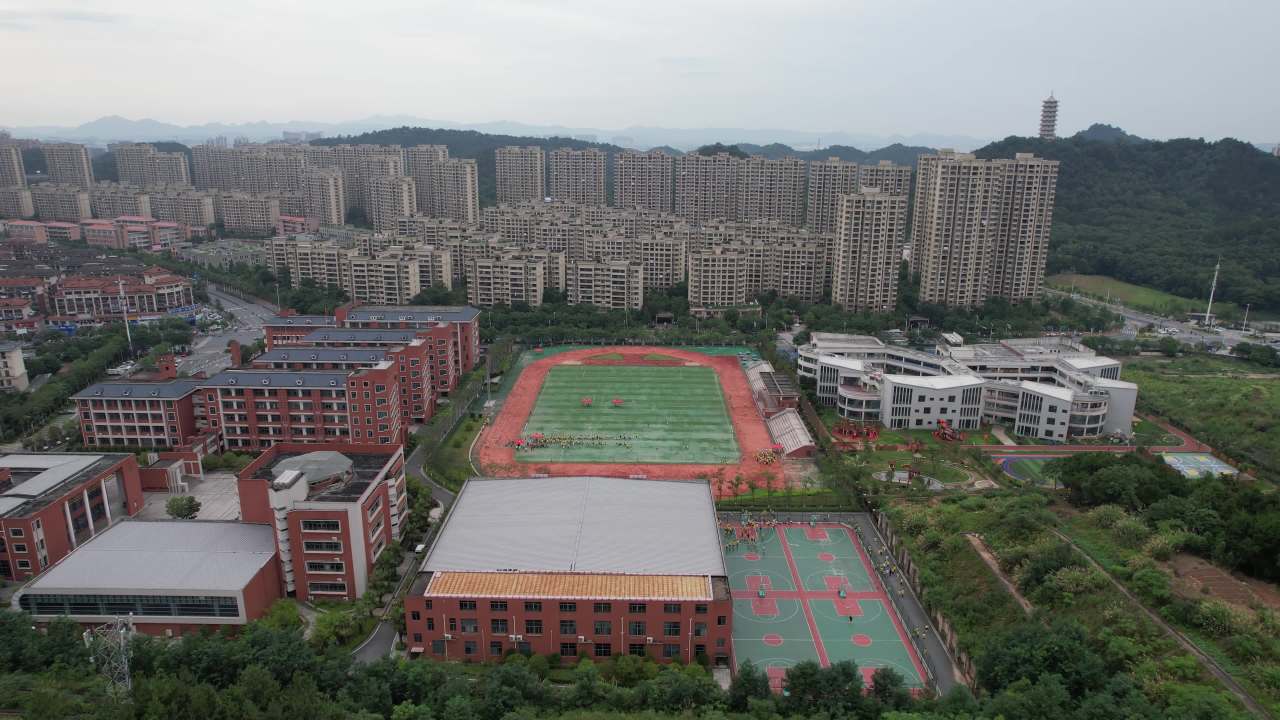 校园与社区的和谐共存