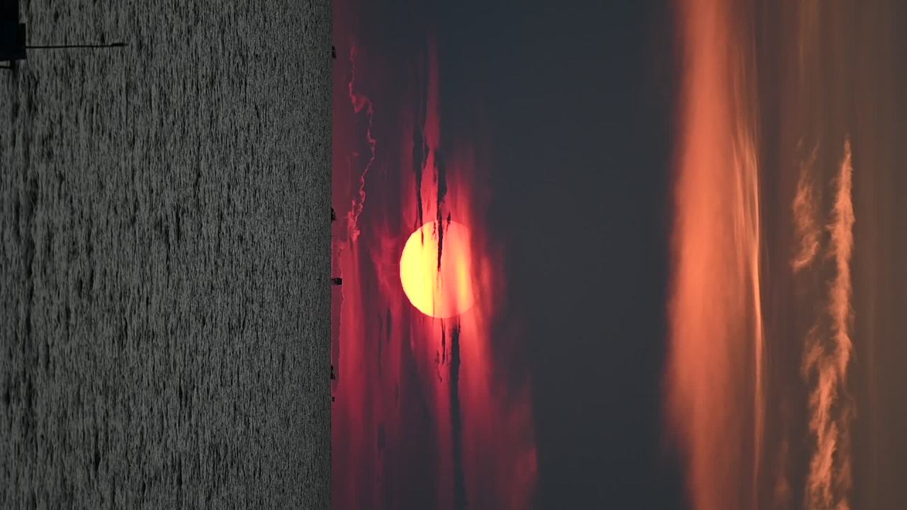 日落剪影：光影交错之美