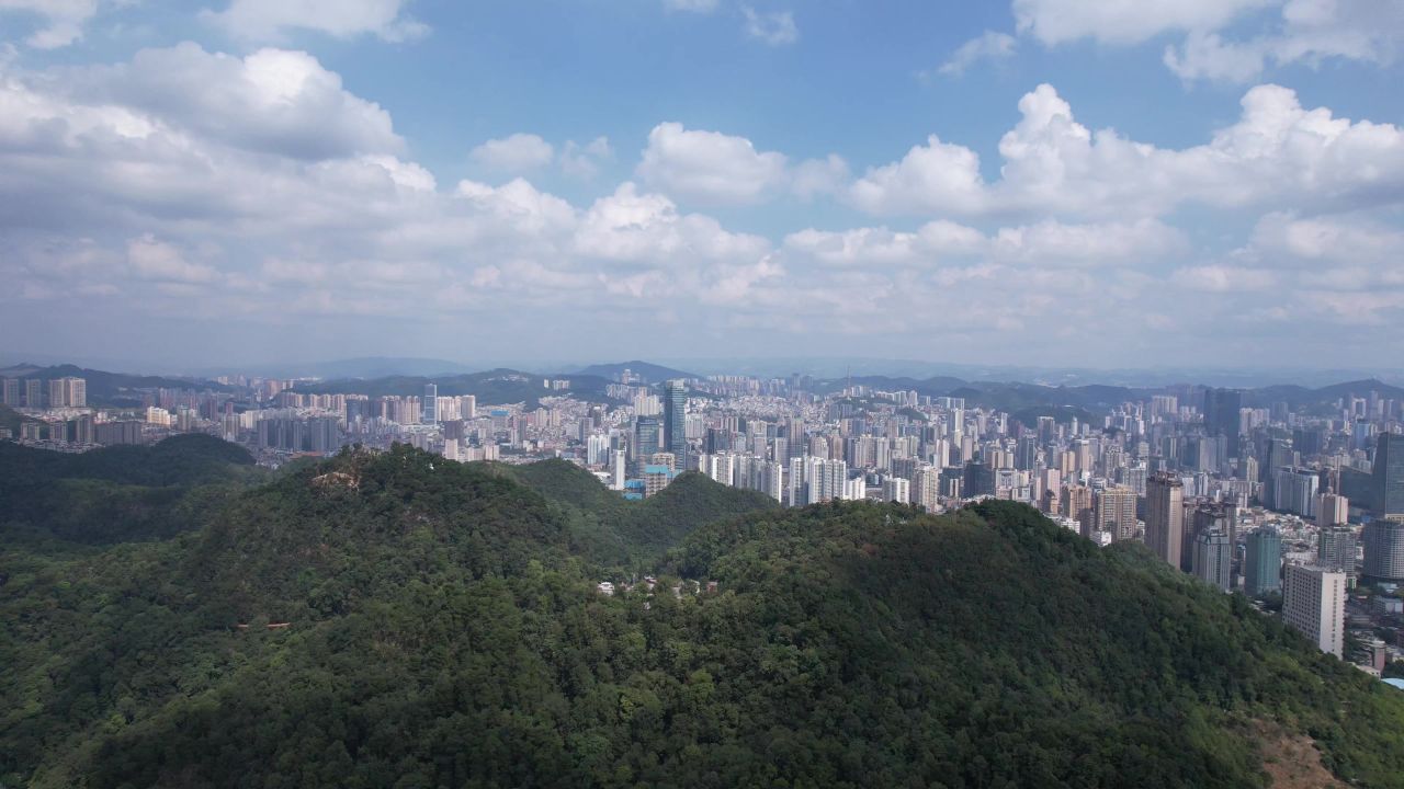 贵州贵阳城市风光航拍 
