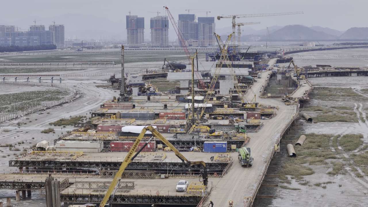 滨海栈道建设工地 3