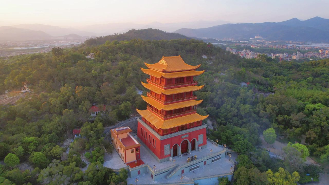 航拍厦门梵天寺魁星阁