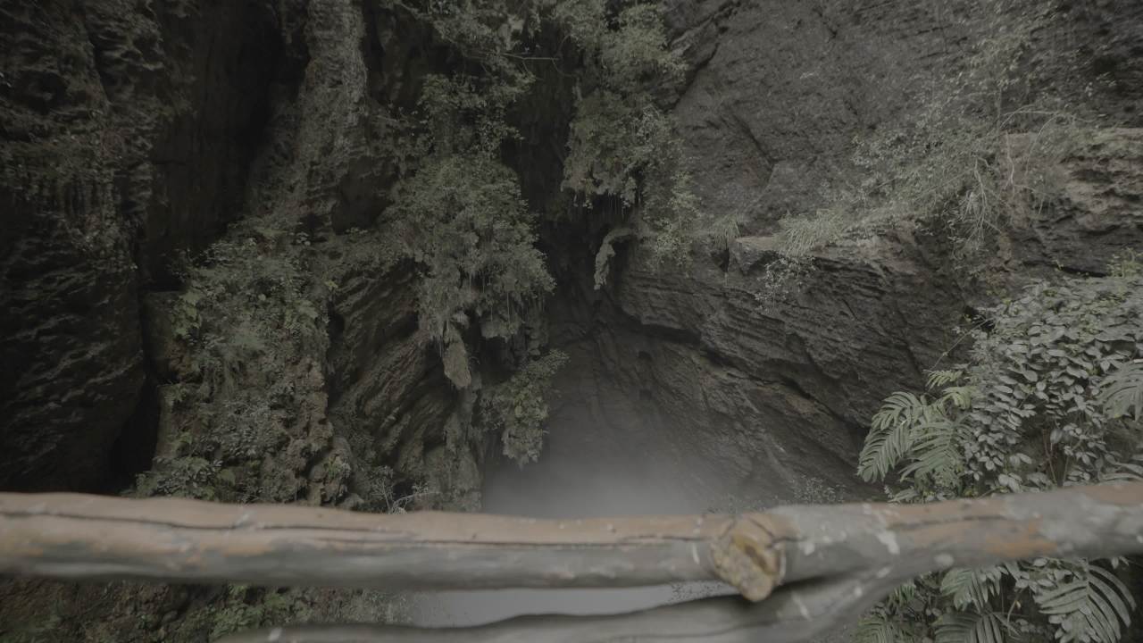 天坑 6