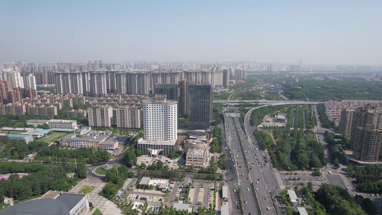 河南洛阳城市交通航拍 