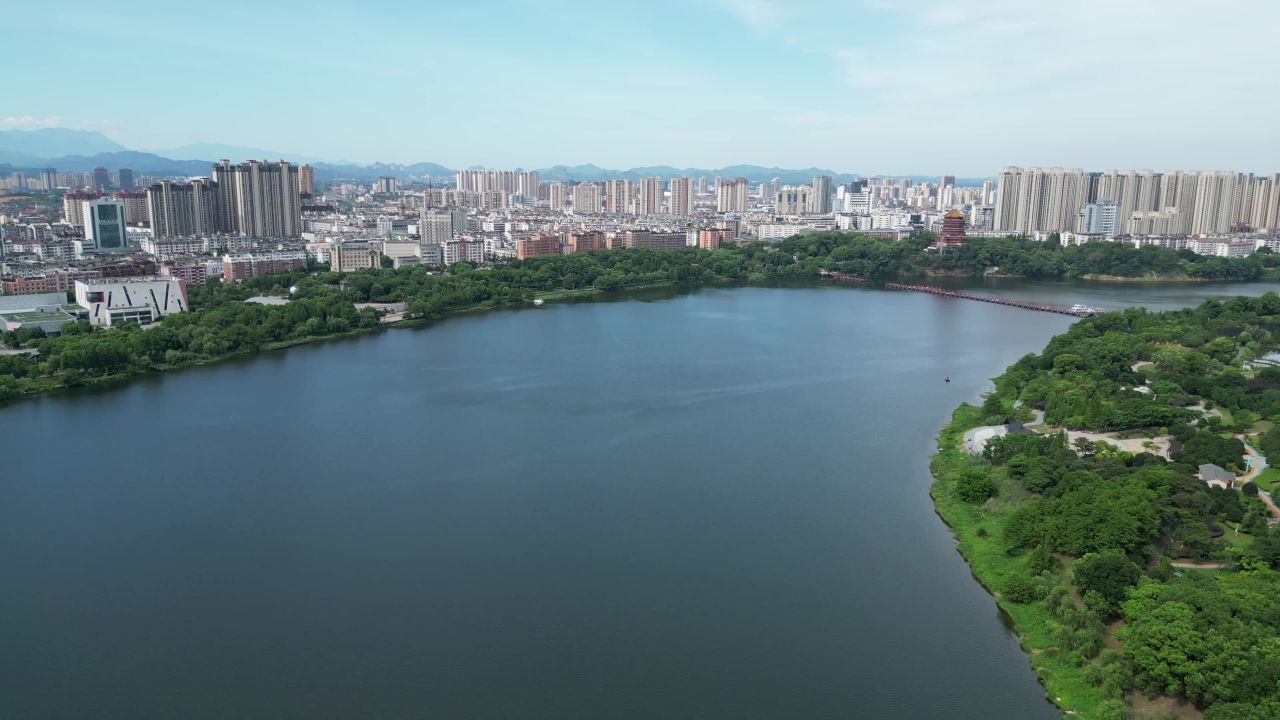  航拍鹰潭信江风光