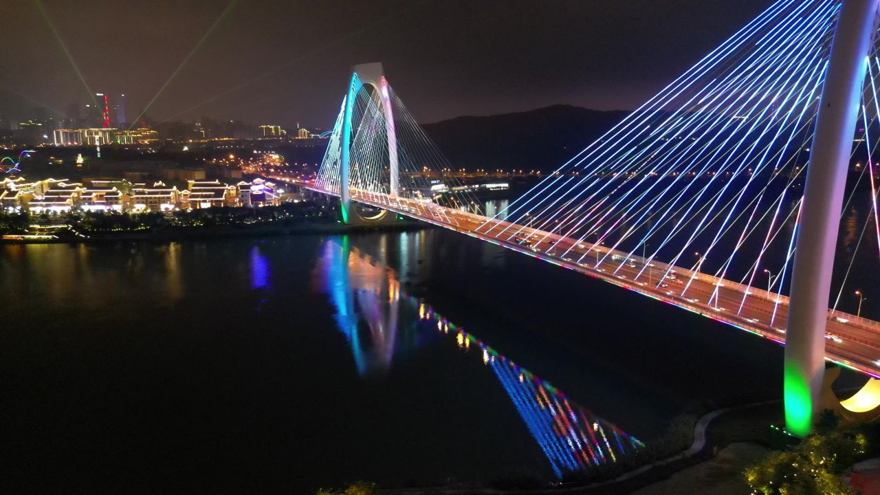 航拍夜景丨青山大桥