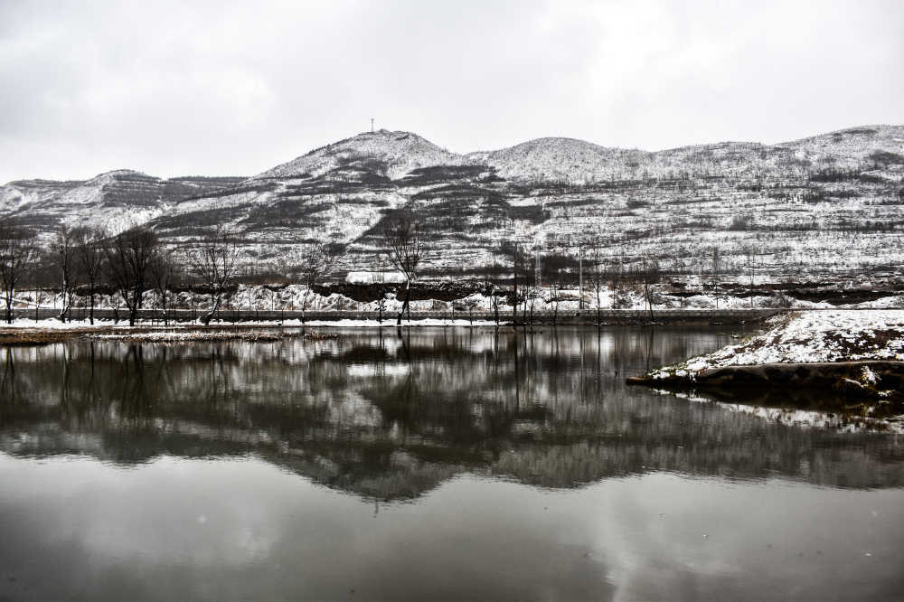 山与湖