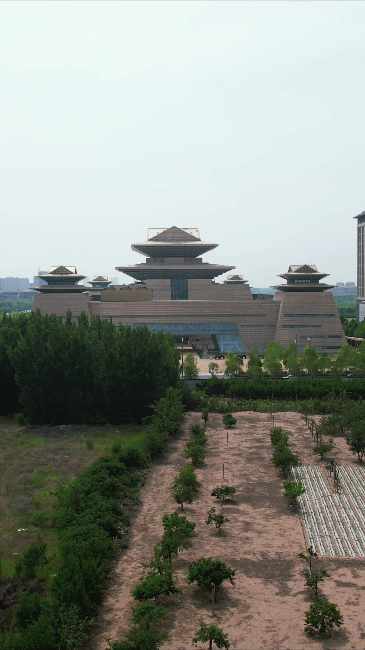 航拍河南开封城市建设