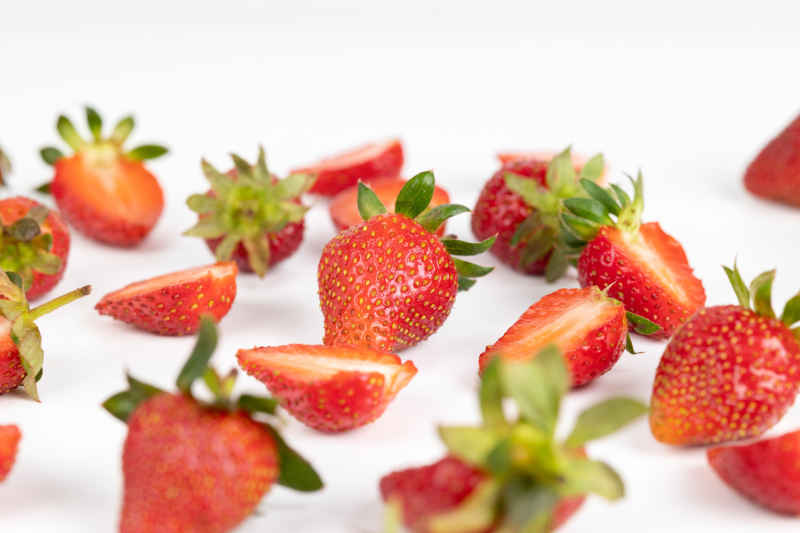 新鲜草莓水果实拍 79
