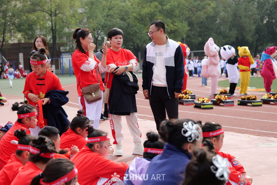 中小学生体育活动展示 166