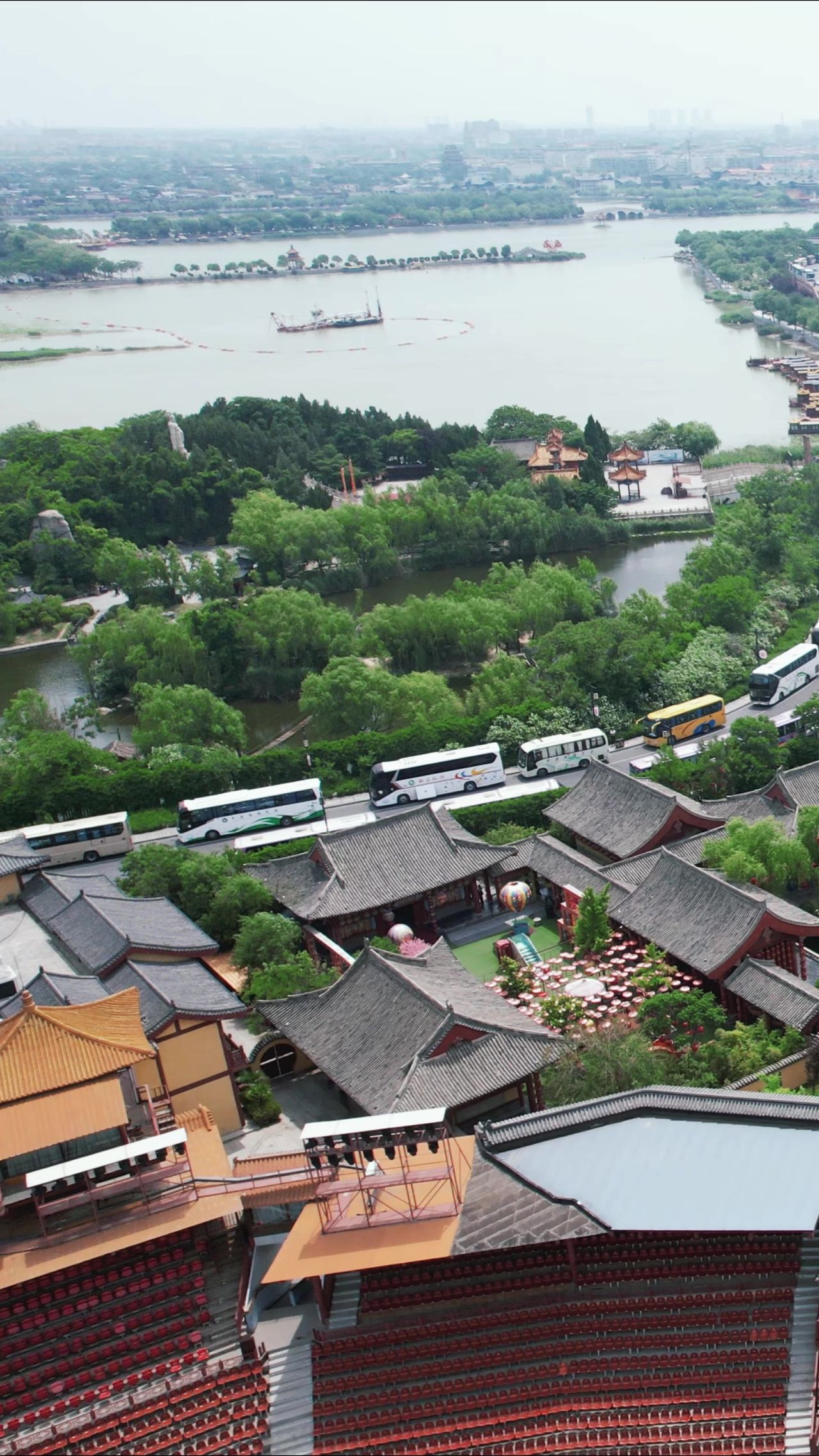 河南开封清明上河园5A景区竖屏航拍 
