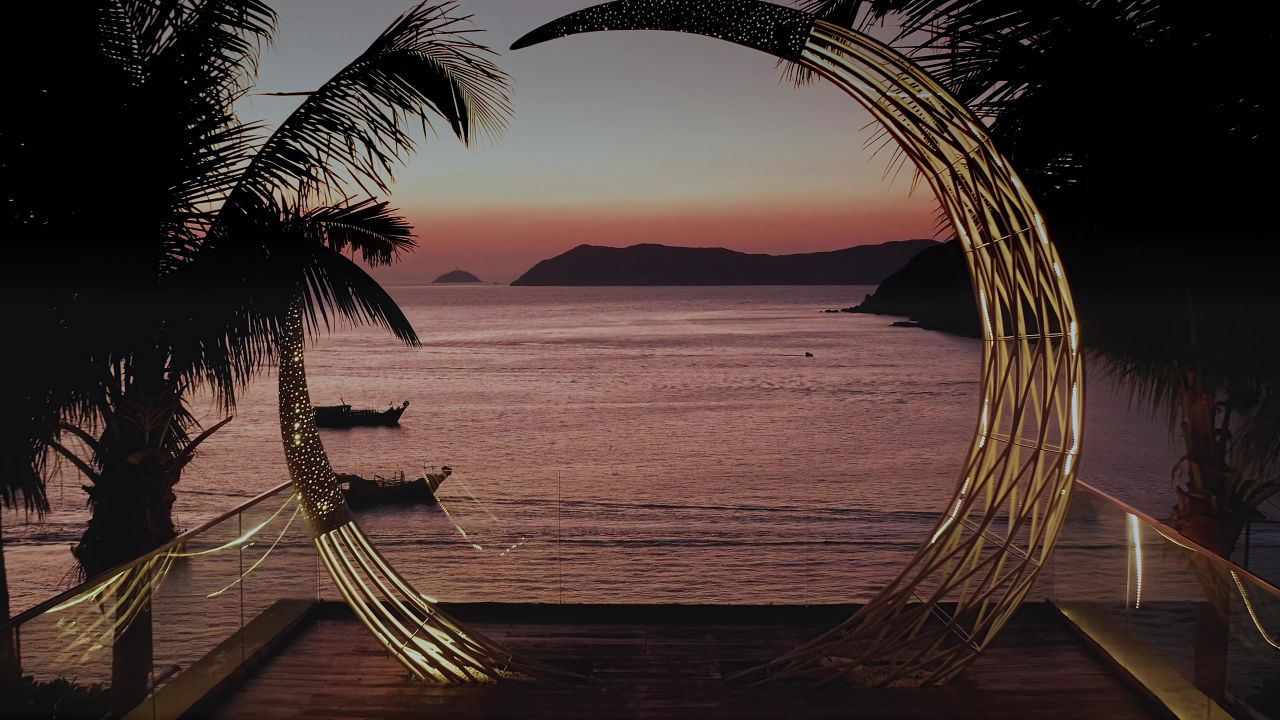 珠海东澳岛二四年十月落日余晖穿越