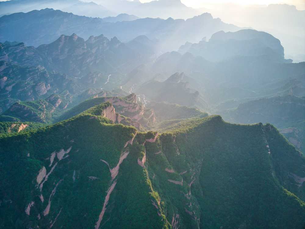 板山