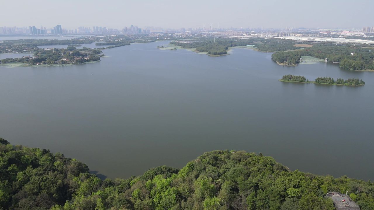  湖北武汉东湖珞珈山航拍