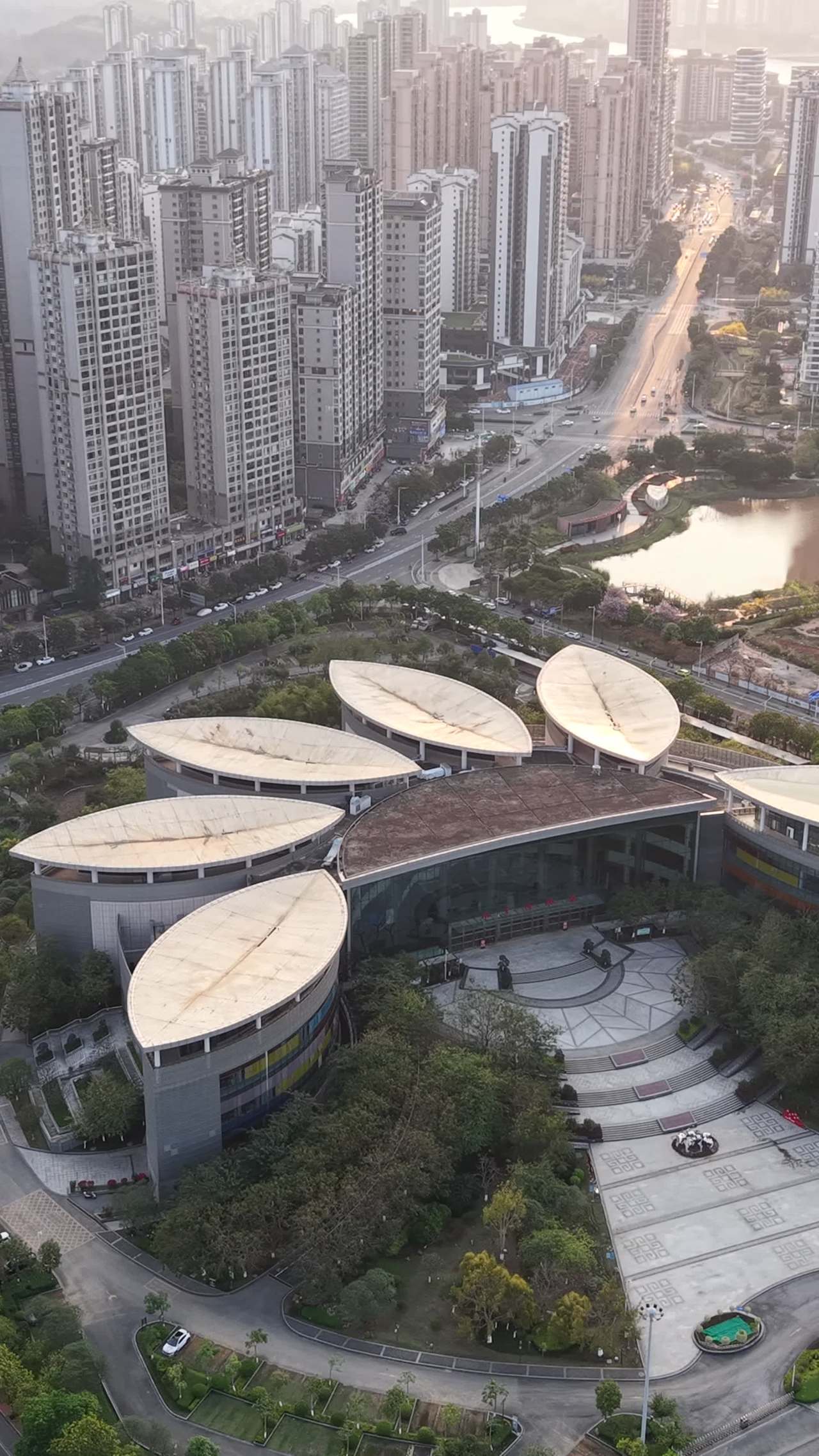 都市日落全景
