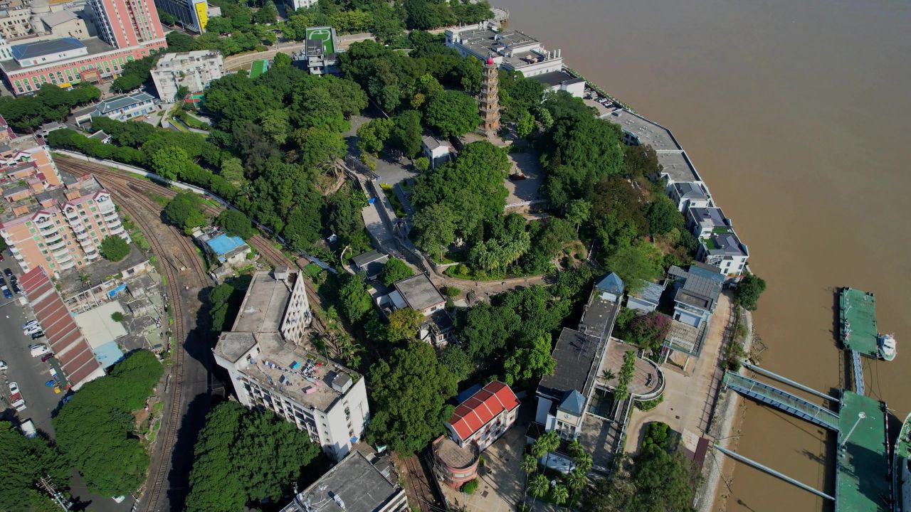 航拍福州罗星塔公园 8