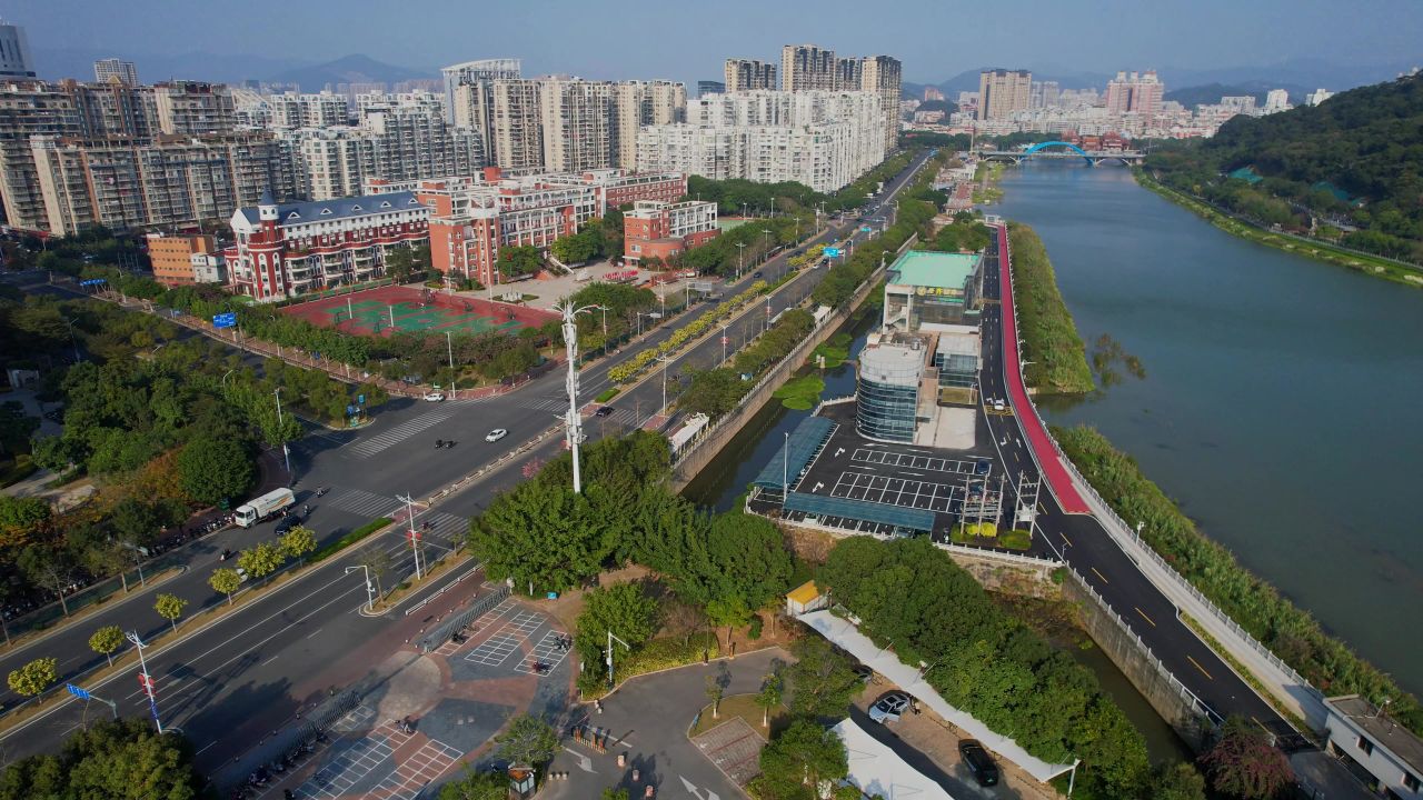 航拍福清龙江公园景观