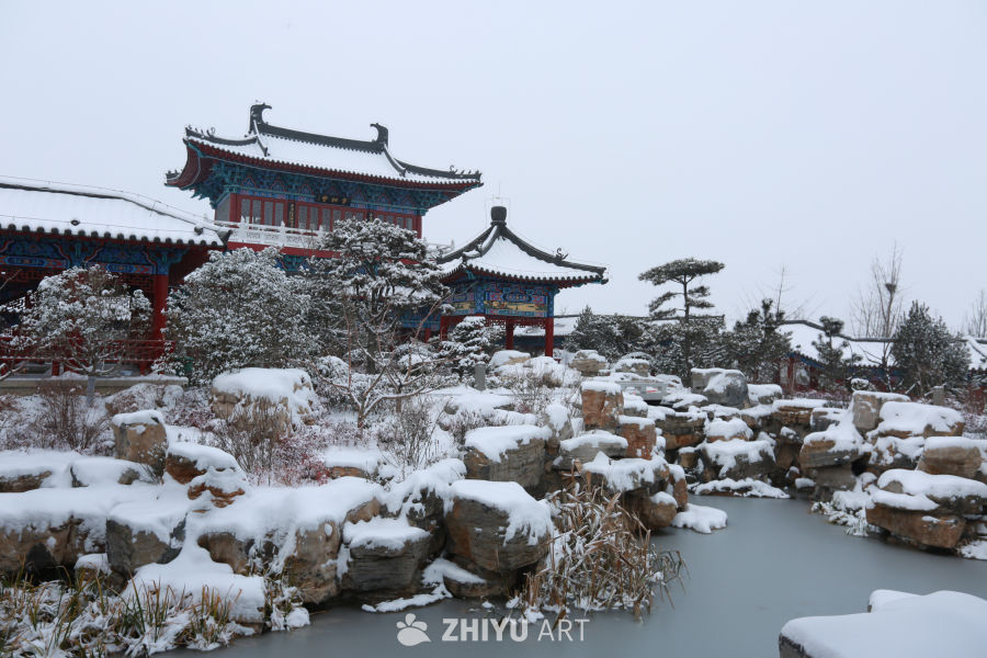雪中古园