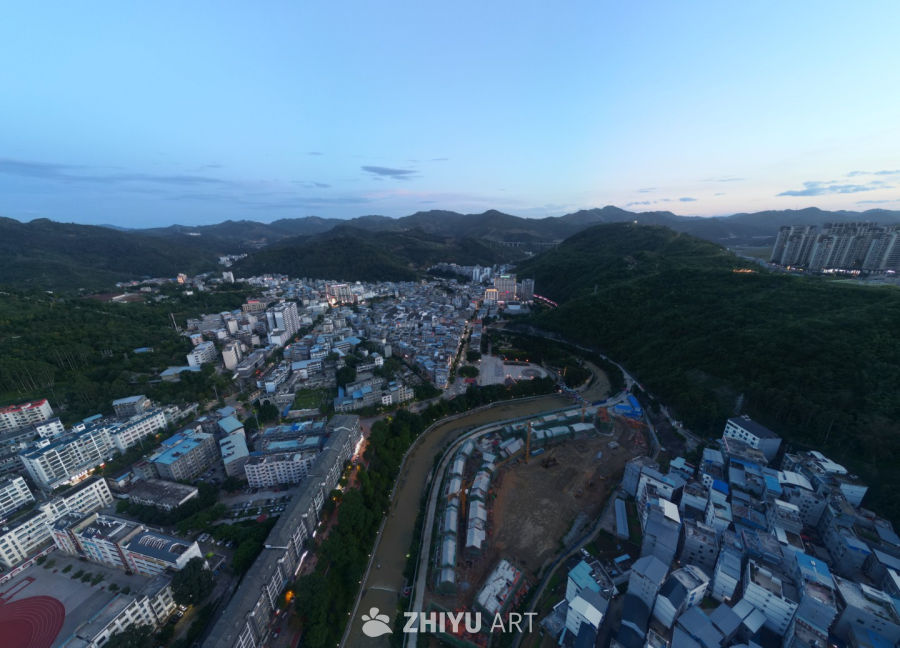 西林县