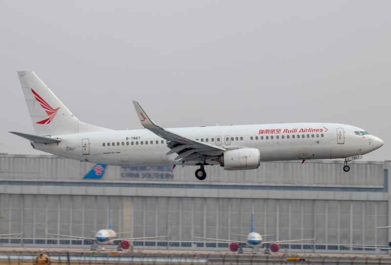 瑞丽航空
