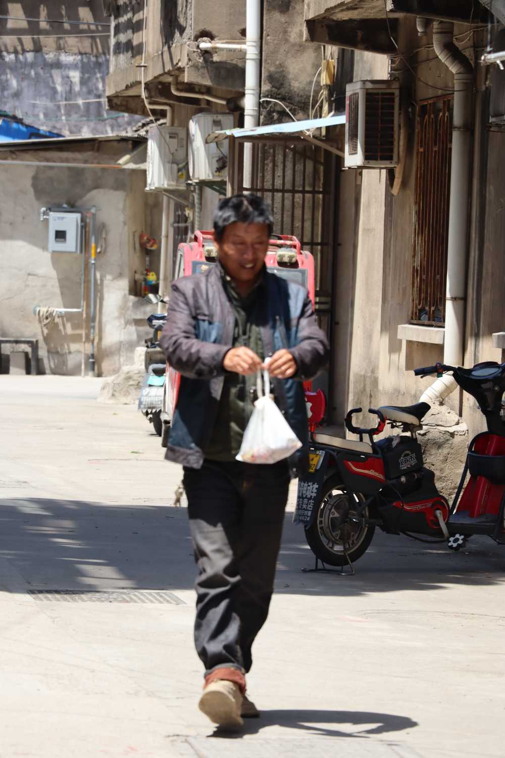 常州戚墅堰东街街拍