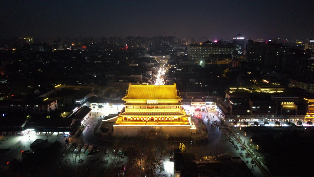 西安鼓楼夜景灯光航拍 
