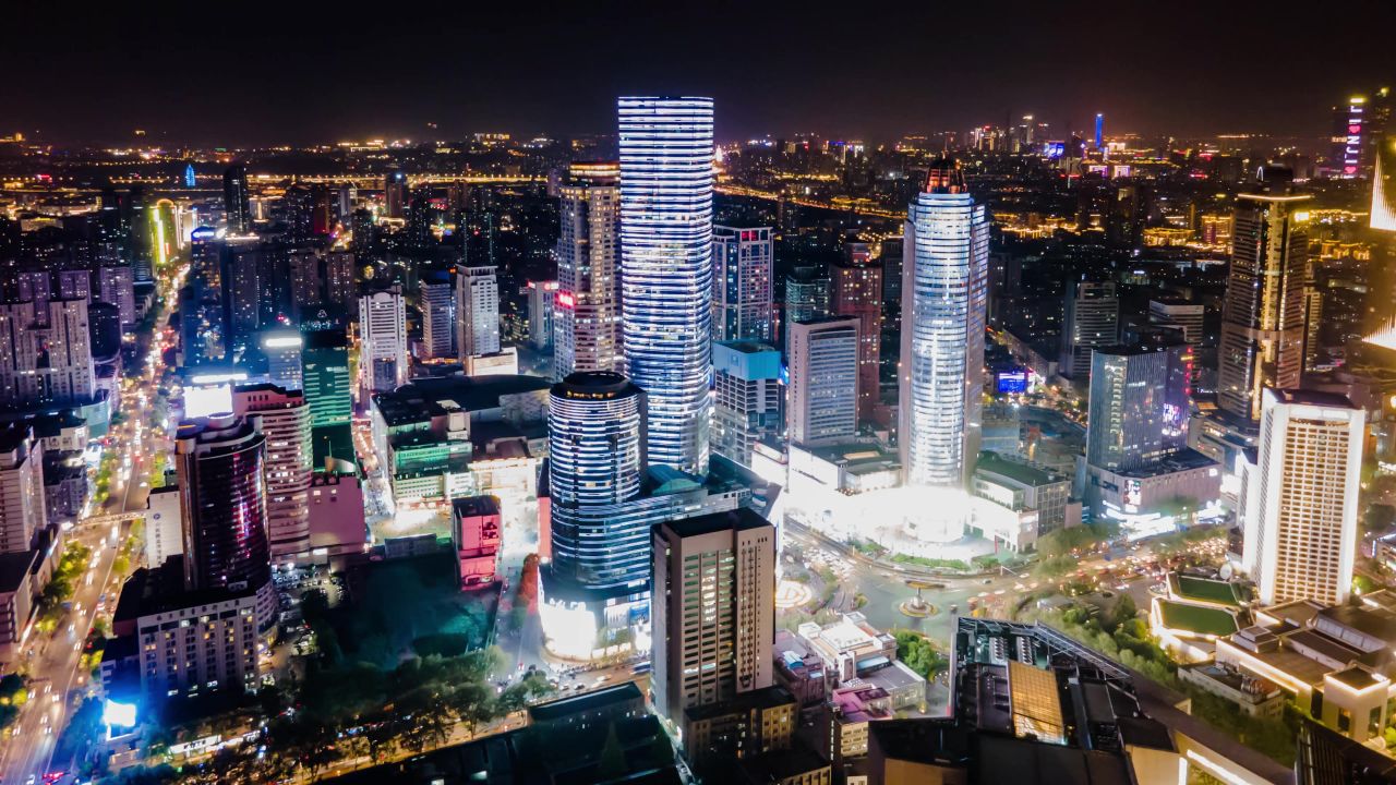 4K航拍南京地标新街口金融中心夜景延时
