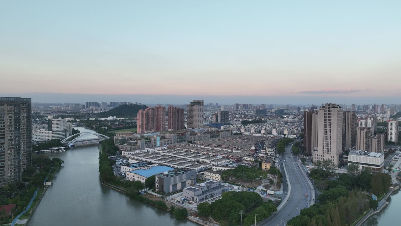 4K航拍昆山城市日落风光大景 1