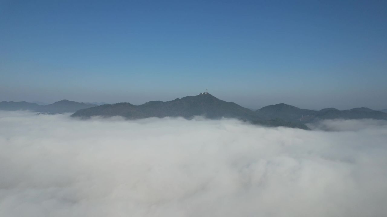 祖国壮丽河山清晨云海云雾缭绕航拍 