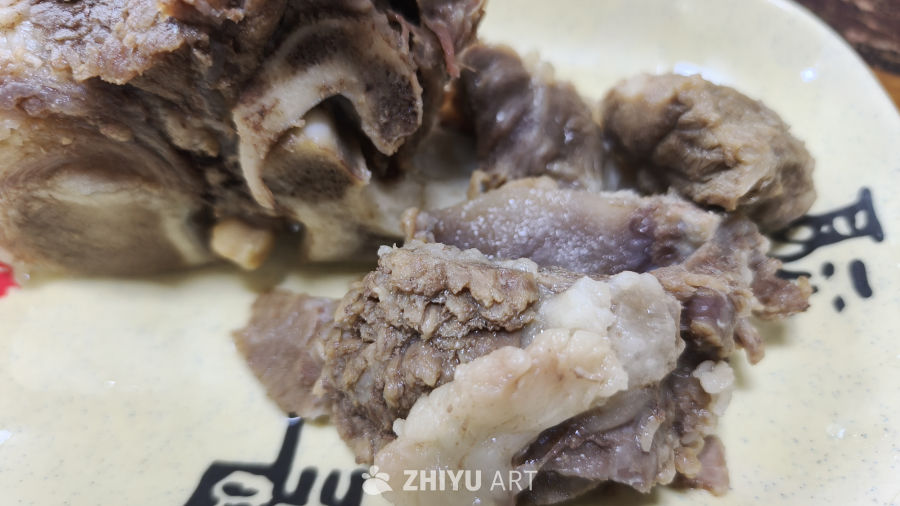美味牛骨头
