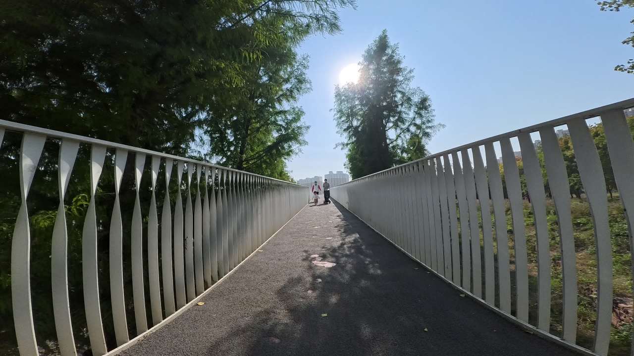 影石Insta360 GO Ultra 4K实拍视频样片 2