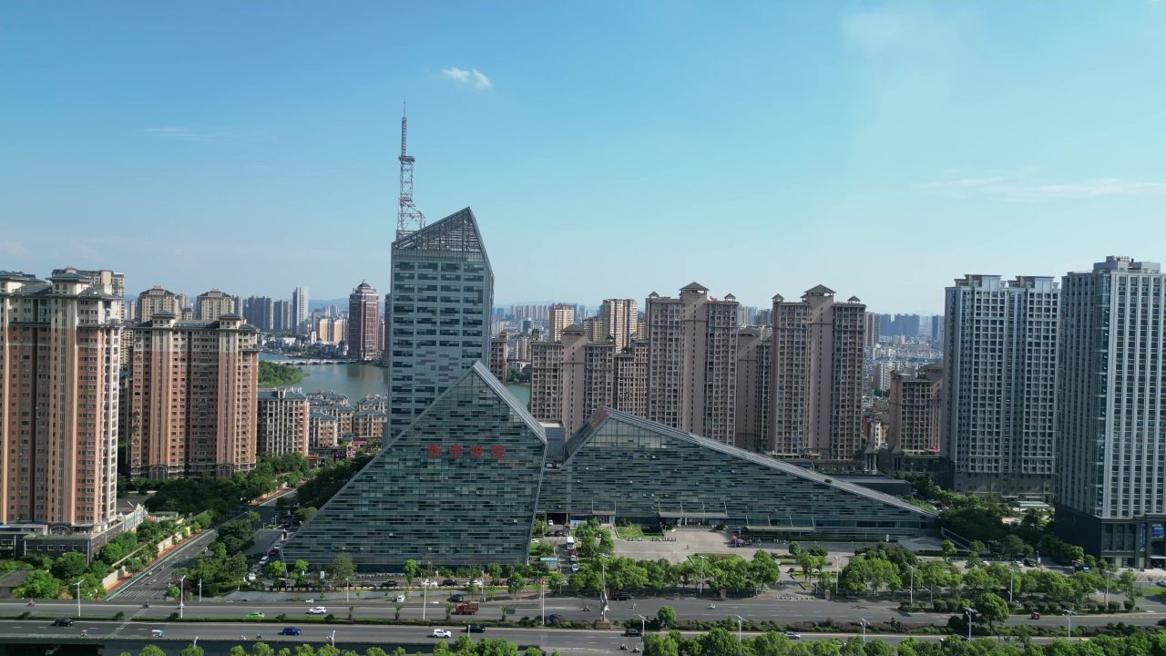 航拍新余图书馆文化中心广电大楼