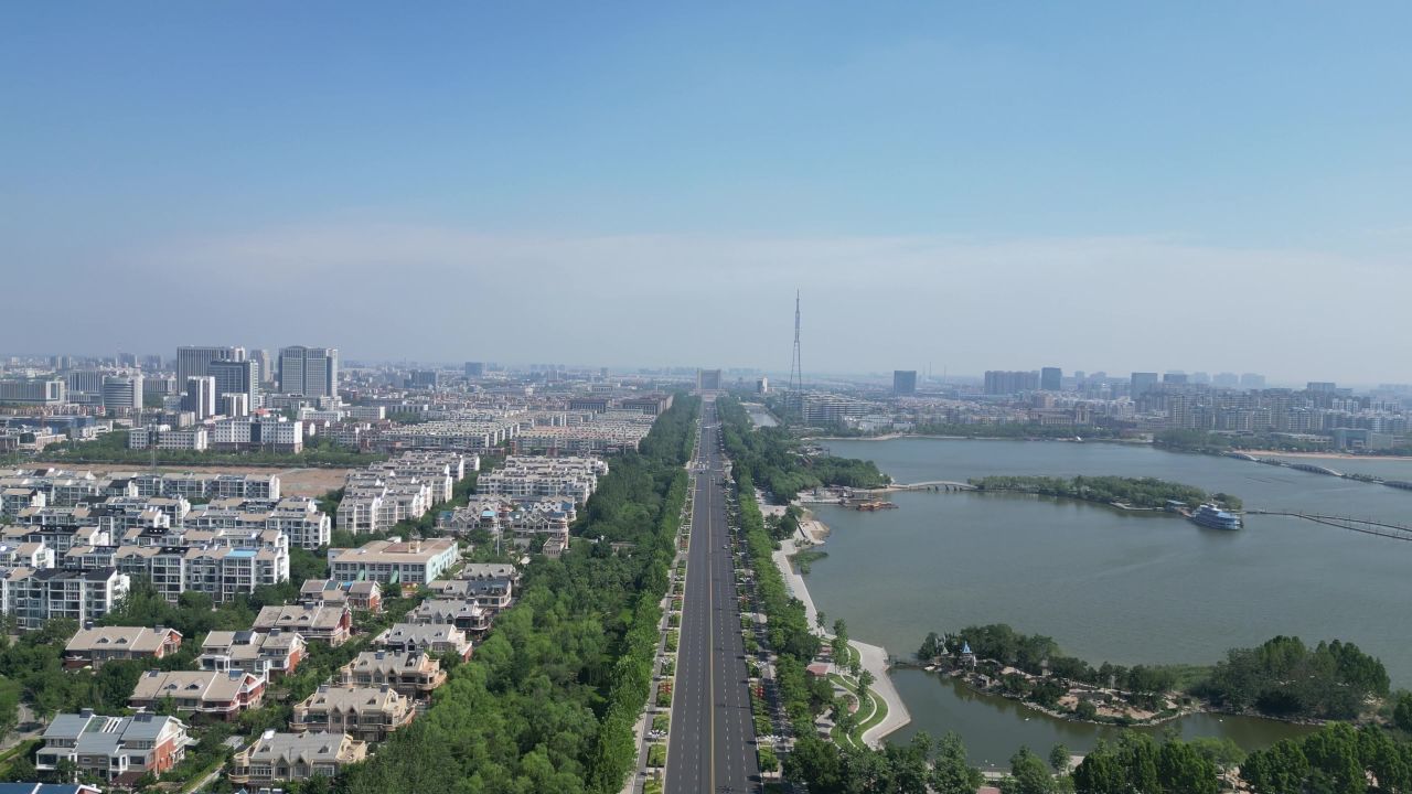  航拍山东东营清风湖公园