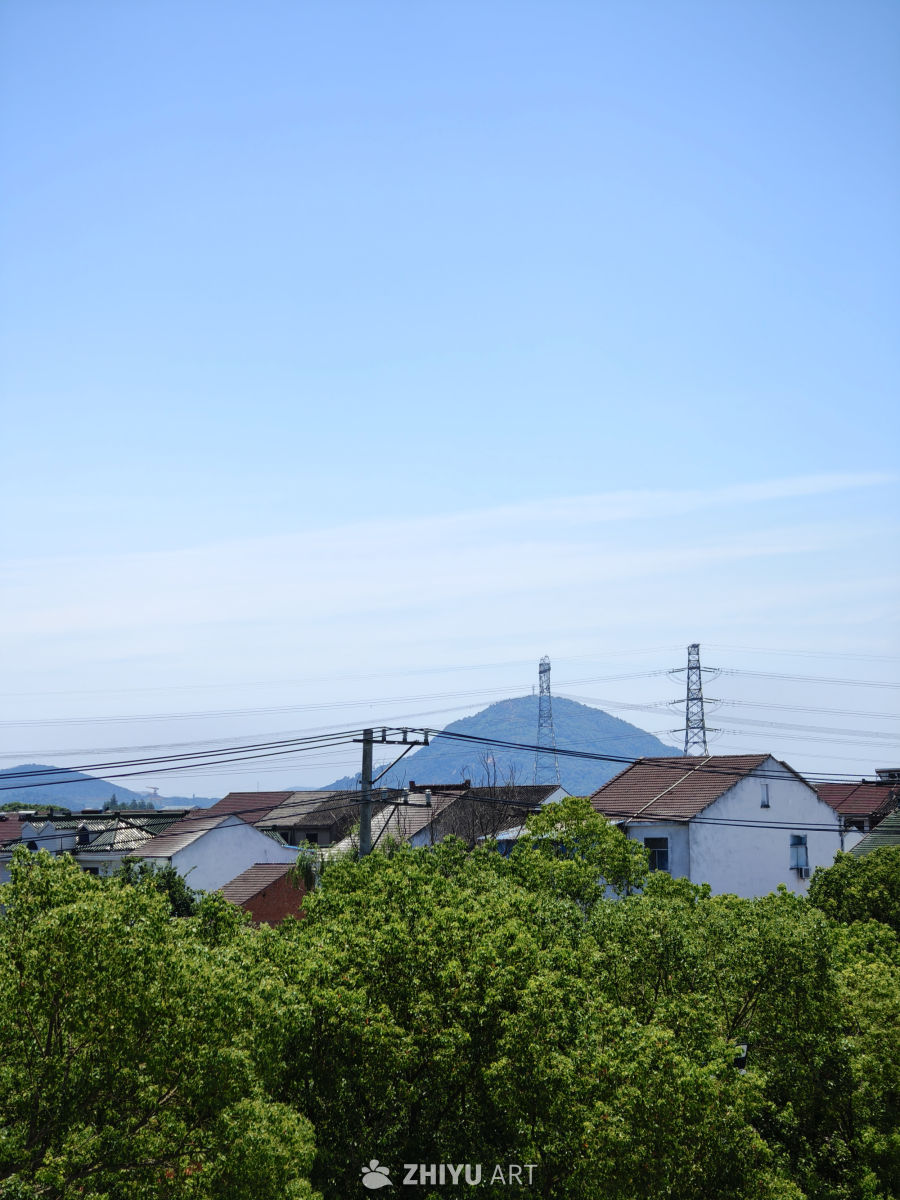 远眺村落与无锡阳山