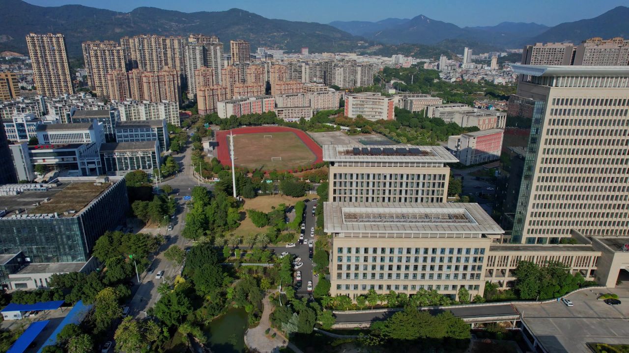 航拍福州闽侯县滨江商务中心 3