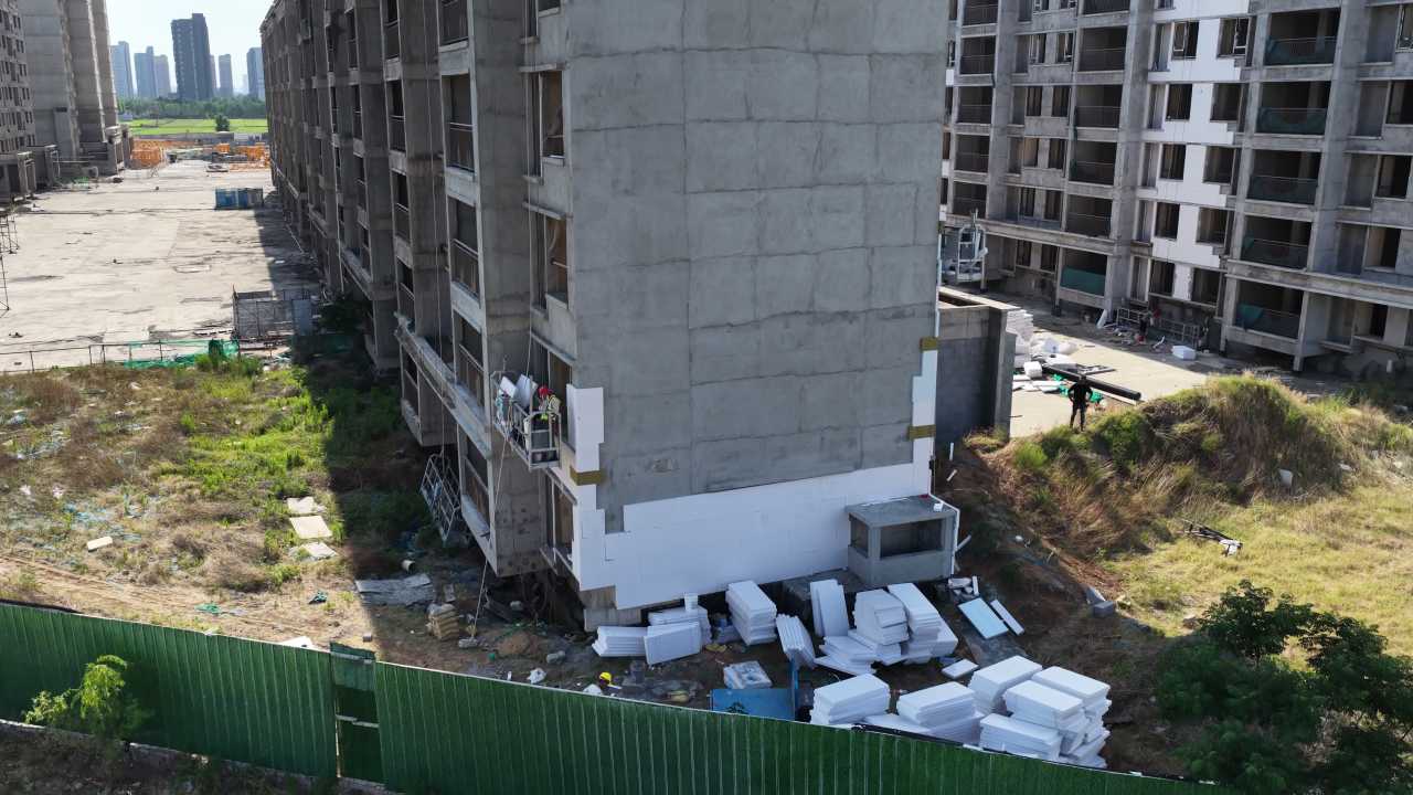 繁忙的建筑工地