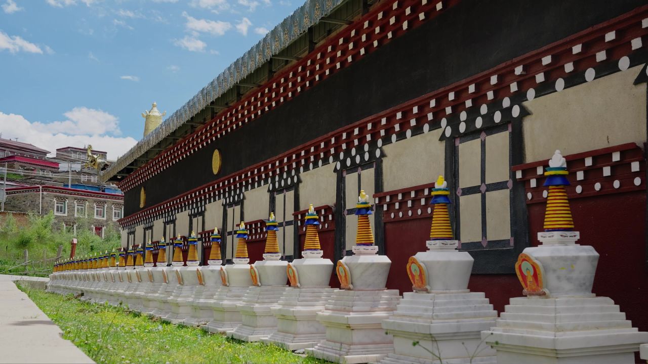 川西木雅大寺寺庙建筑村庄