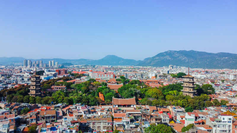 航拍福建泉州古城区建筑风光 1
