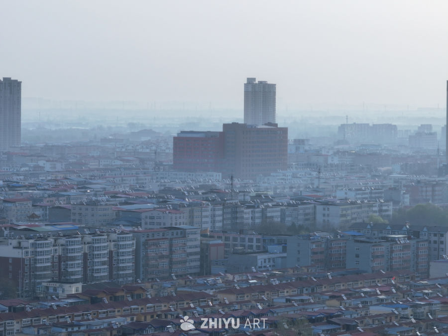 雾中城市