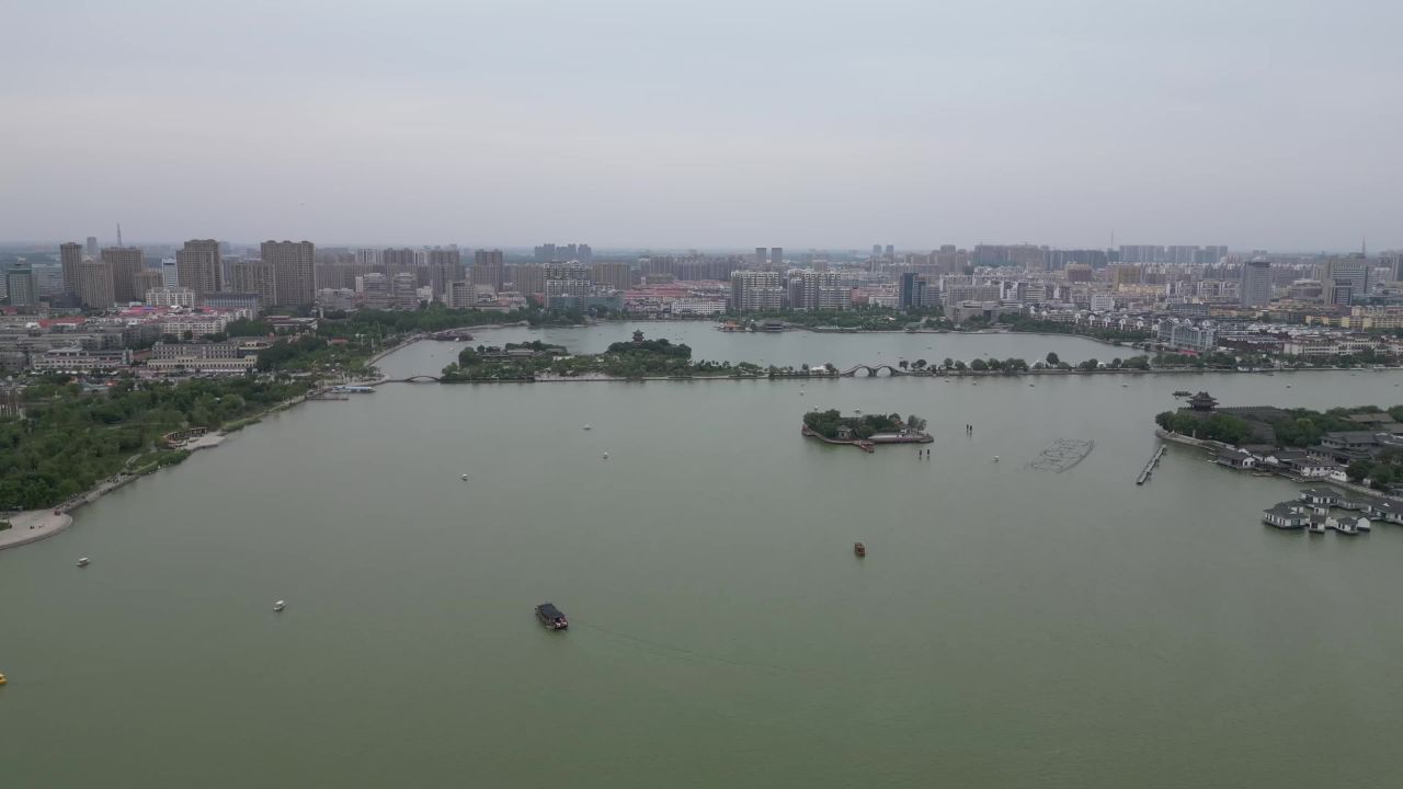  航拍山东聊城东昌湖景区