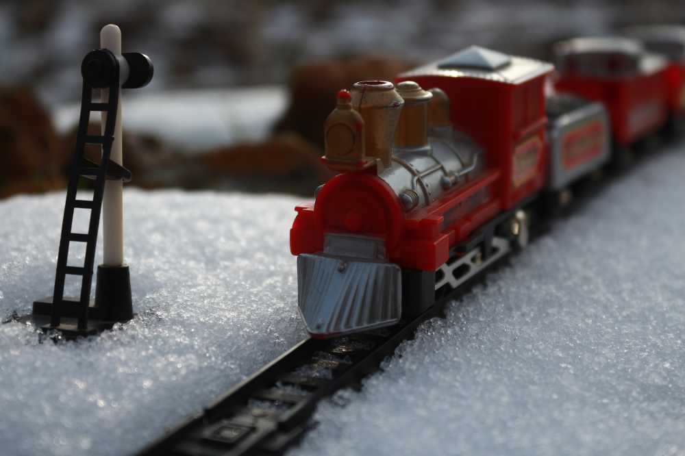 雪冬天火车机车