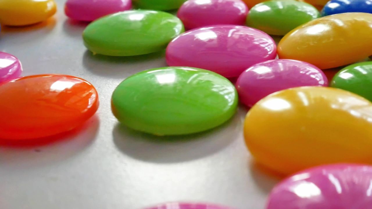 彩色磁粒特写