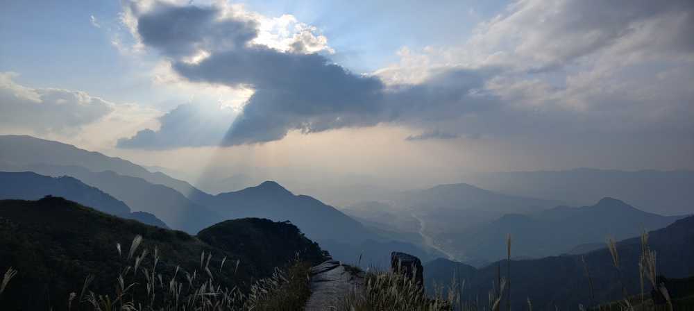余晖普洒
