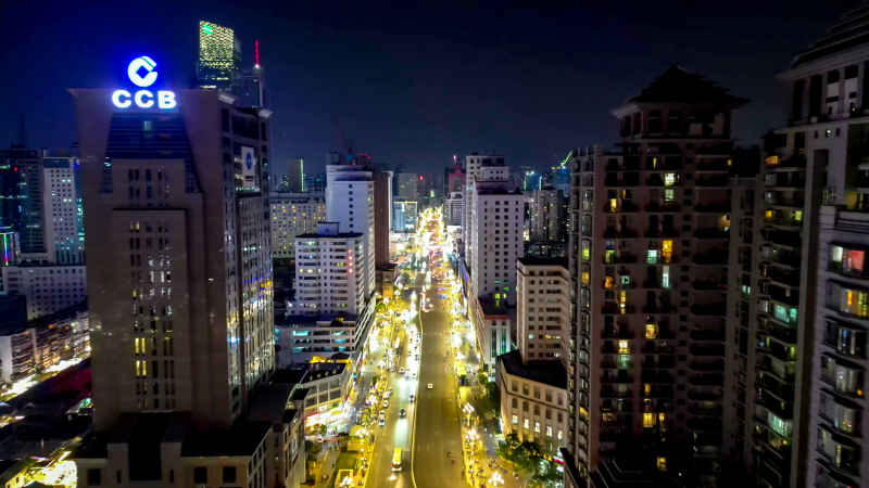 云南昆明城市交通大道夜景