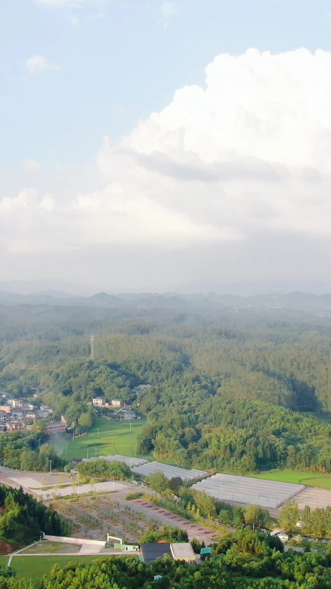 航拍美丽乡村田园山川竖屏
