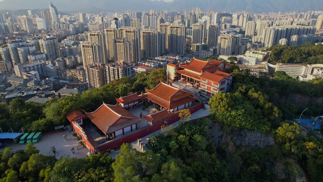 航拍福州照天君宫景观 3