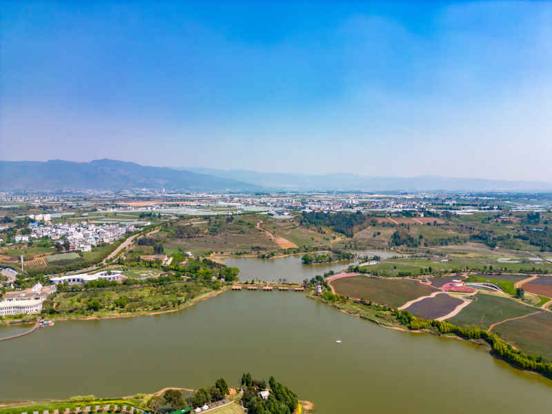 云南红河弥勒东方韵景区航拍 