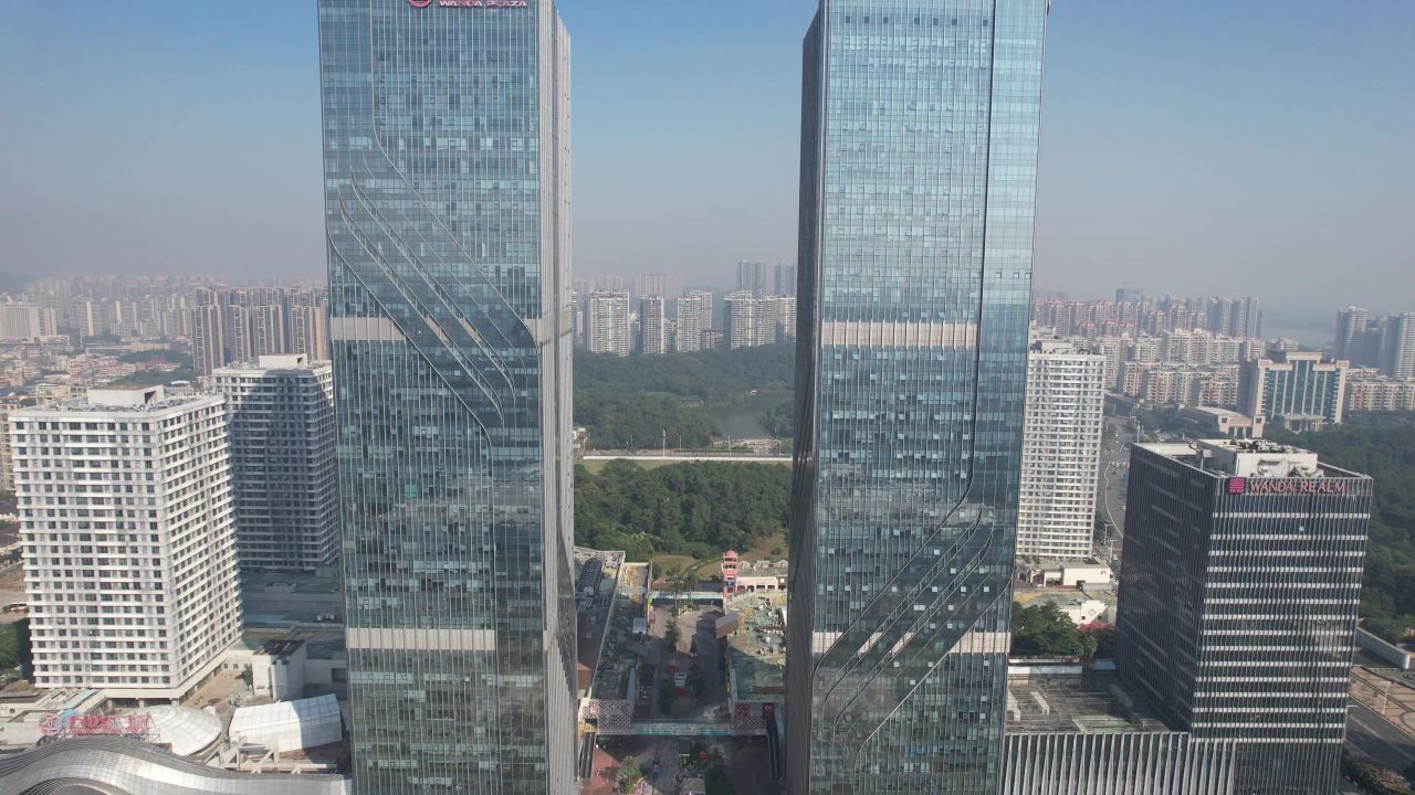 广东江门五邑华侨广场万达广场航拍 