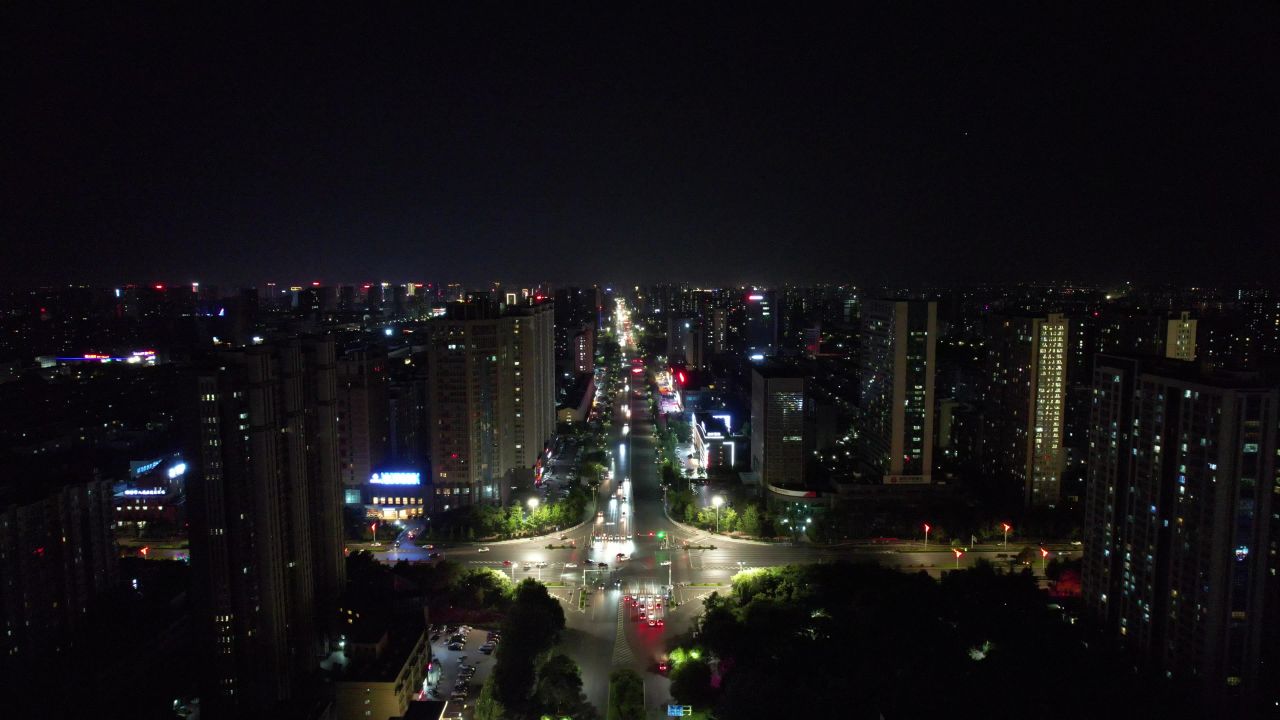山东潍坊城市夜景交通车辆行驶航拍 