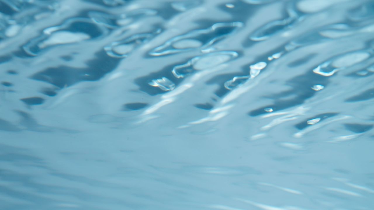 纯净水自来水淡水资源水花波浪升格慢镜头 6