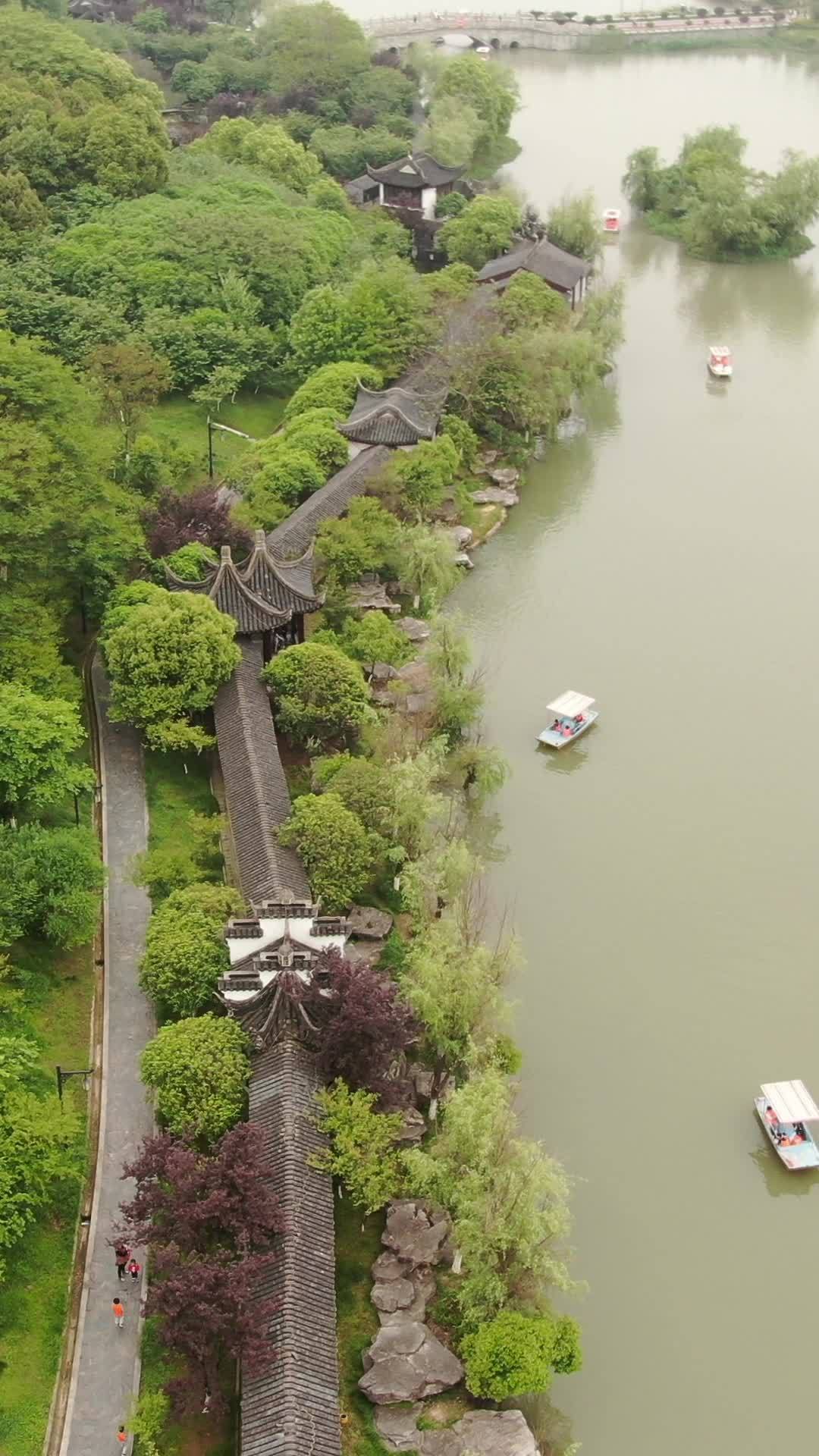 湖畔古韵